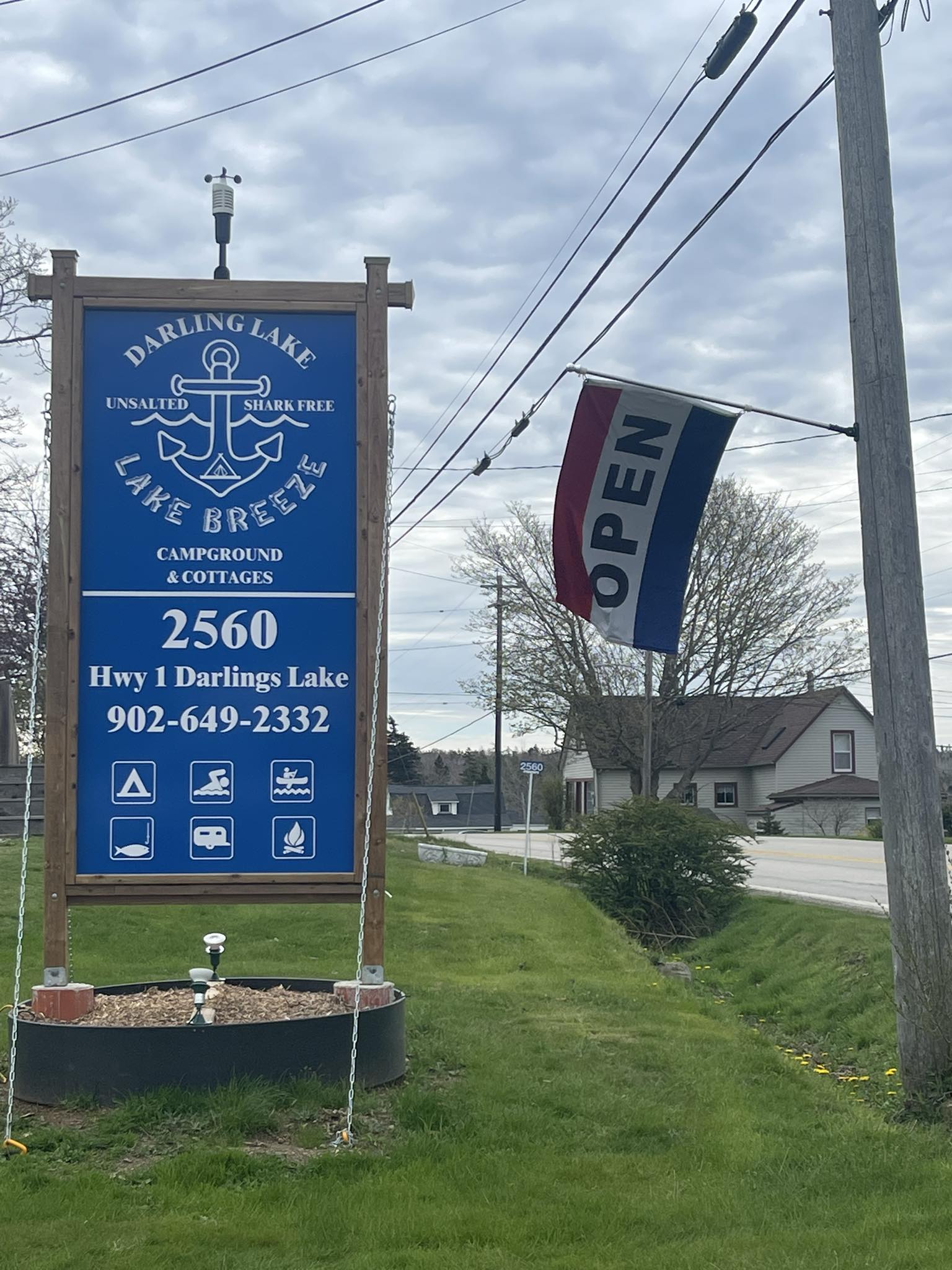 Lake Breeze Campground & Cottages photo 2