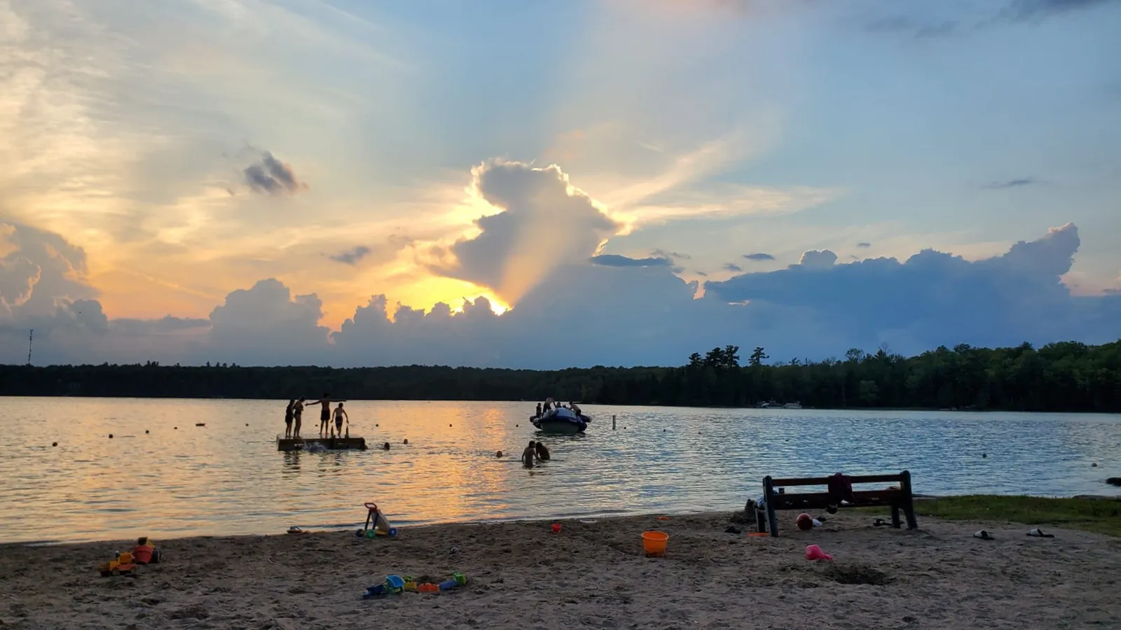 Pineaires Resort amenities